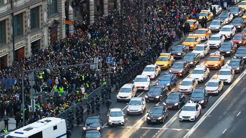 Смягчение к выборам. Арестов и задержаний на митингах в поддержку Навального стало меньше, чем зимой