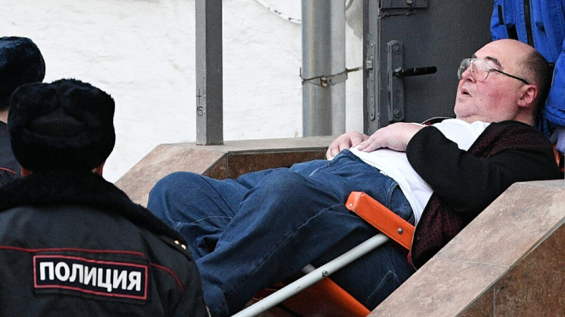 Суд арестовал 230 млн рублей и сотни тысяч евро по делу бывшего губернатора Пензенской области