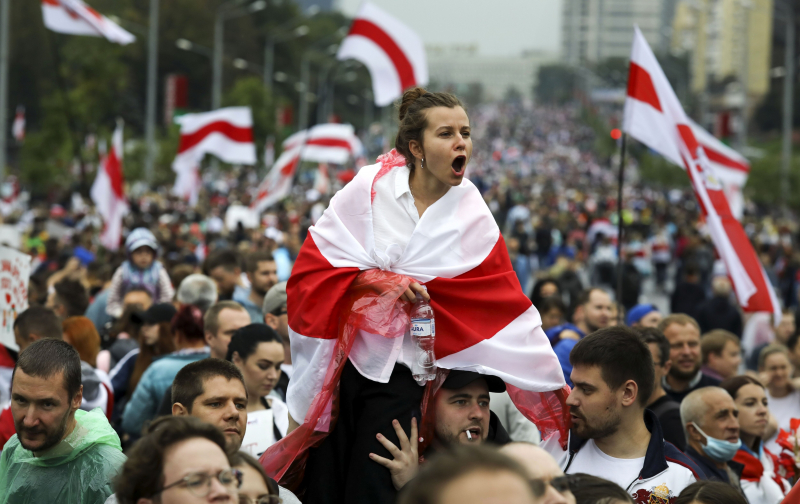 В Беларуси приняли новый закон о массовых мероприятиях: он запрещает анонсы несанкционированных акций и собирать деньги на штрафы