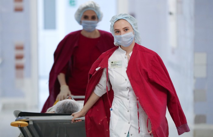 В России выявили еще 8 817 случаев заражения коронавирусом