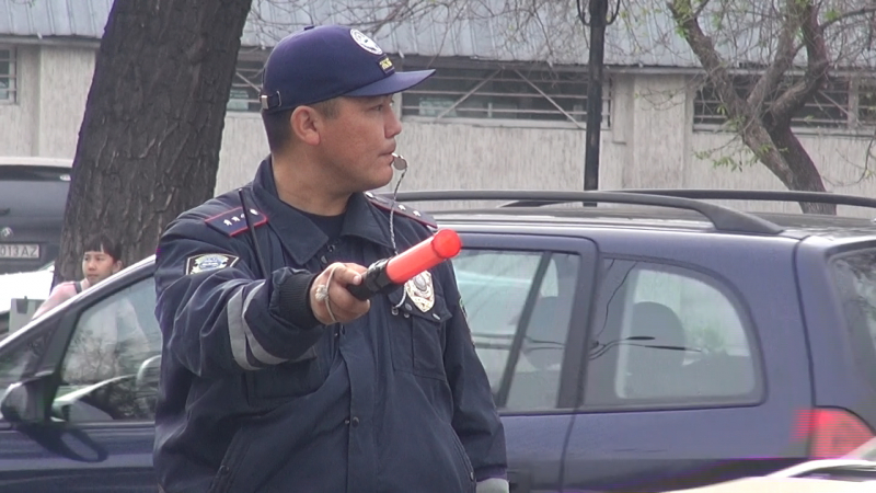 Власти Кыргызстана обещают снизить штрафы за нарушения на дорогах. К чему это приведет?