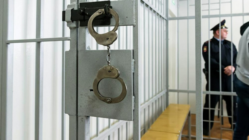 Задержанный в Ростовской области сбежал из отдела с помощью переодетого в полицейского друга