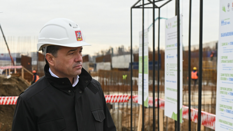 «Жить в ветхих домах в XXI веке непозволительно». Власти Подмосковья объявили о начале реновации в регионе