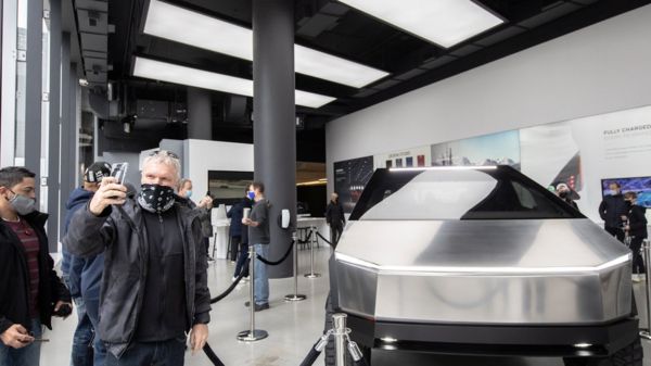 Илон Маск передумал. Tesla не будет принимать биткоин, поскольку он вредит природе