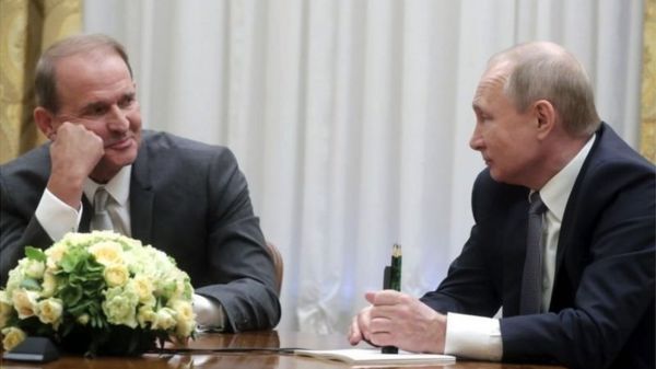 Киевский суд назначил Медведчуку домашний арест. Прокуроры просили посадить его в СИЗО