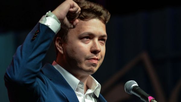 Дайджест: ЕС хочет отправить Беларусь в изоляцию и осуждает "подрывные действия" России