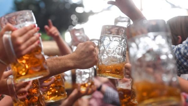 В Германии из-за коронавируса второй раз отменили Октоберфест