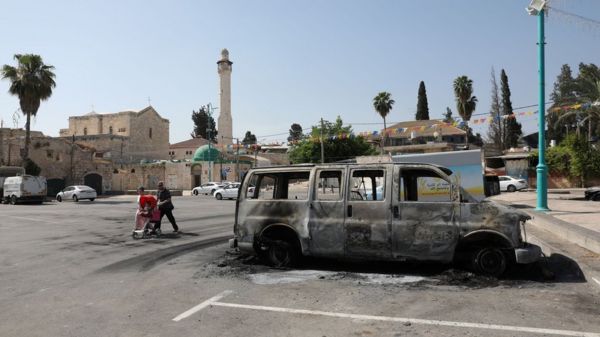 Арабо-израильский конфликт: ракетные удары продолжаются, в городе Лод - погромы и чрезвычайное положение