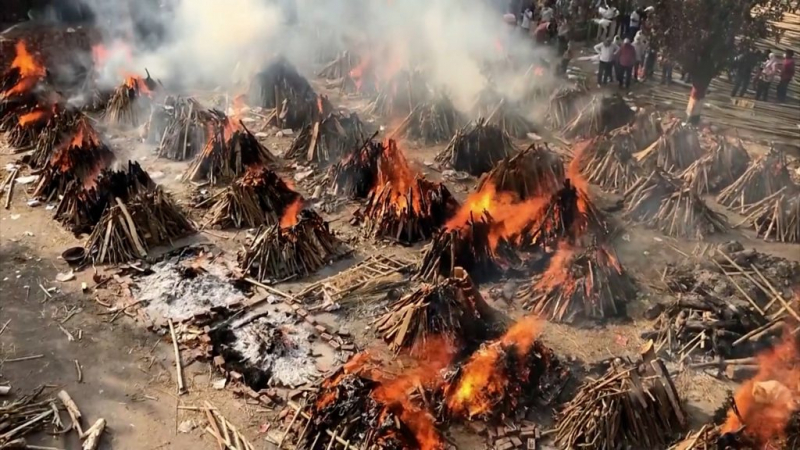 Коронавирус в мире: Китай закрывает Эверест; Португалия ждет туристов