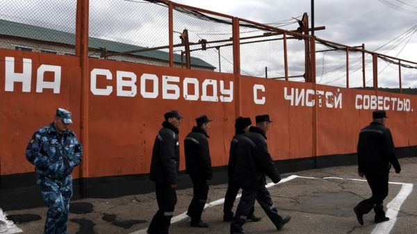 "Не ГУЛАГ". Могут ли осужденные заменить мигрантов?