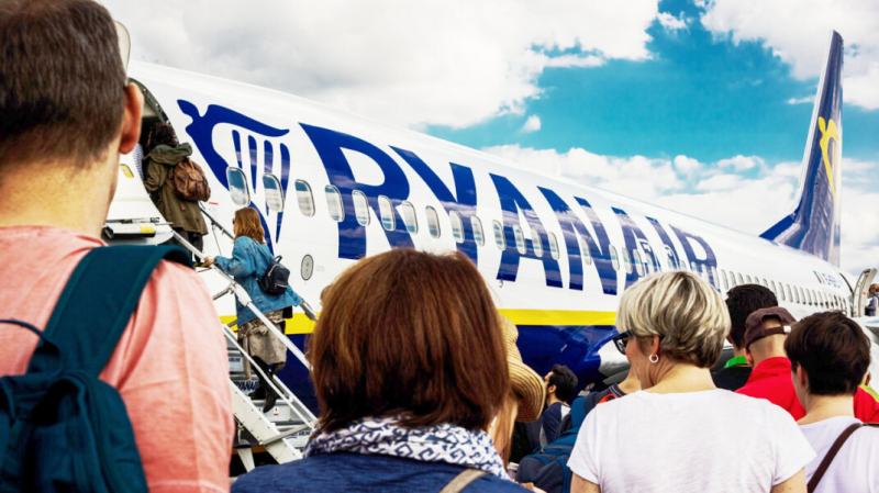 Белоруссия попросит у Швейцарии помощи в расследовании «минирования» самолёта Ryanair