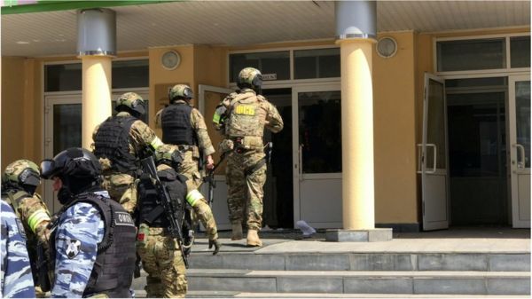 В казанской школе №175 выпускник застрелил девять человек. Что известно