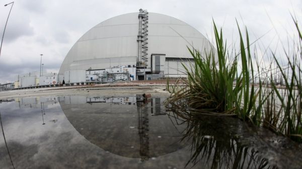 Дайджест: массированные обстрелы сектора Газа; вакцинированные американцы снимают маски