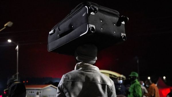 В Конго извергается вулкан Ньирагонго. Тысячи людей спасаются бегством