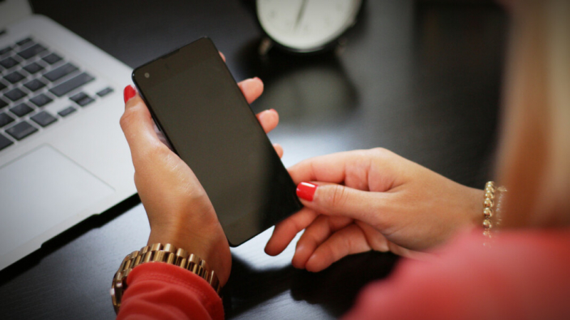 «Дождь» пожаловался в СК на поступившую журналистке анонимную угрозу «пришить» её