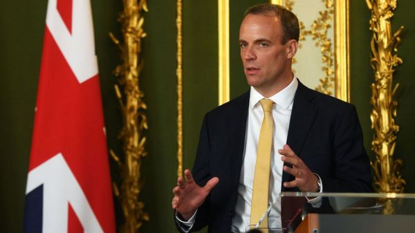 Глава МИД Британии потребовал от России прекратить покрывать хакеров