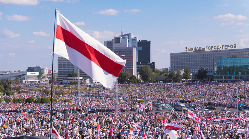 Глава МИД Белоруссии заявил о подготовке провокаций российскими олигархами