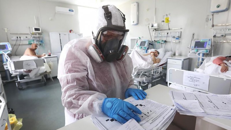 Медикам на Камчатке недоплатили около 200 млн рублей за работу с больными COVID-19