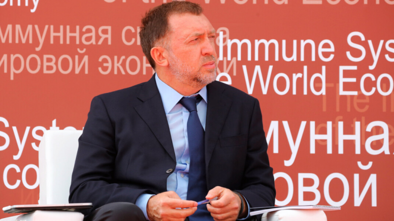 Миллиардер Дерипаска решил создать «мозговой центр», который будет спорить с Центробанком