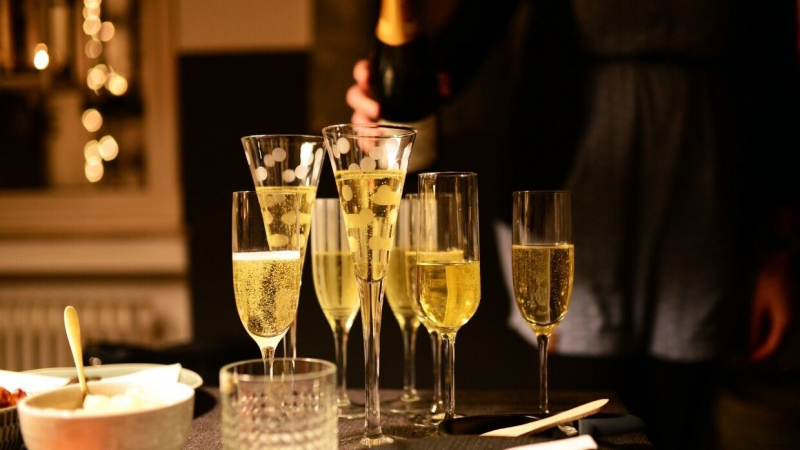 Нарколог Сиволап развеял миф ученых из США о пользе алкоголя для сердца