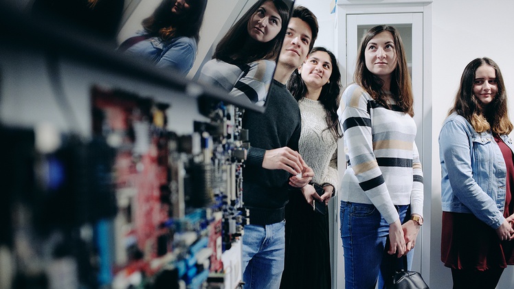 Ozon запускает программу стажировок для студентов Ozon Camp