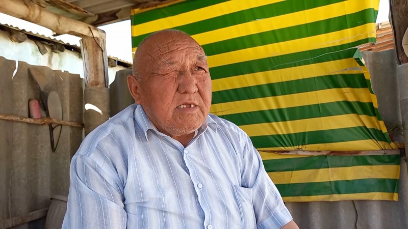 "Печально, когда тебе вдруг говорят бросить свое село и переехать". Как в Кыргызстане переселяли людей из-за Токтогульского водохранилища