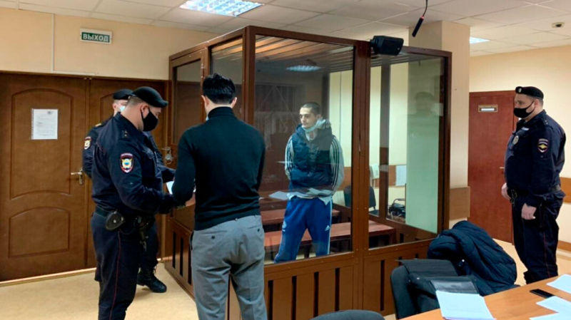 Прокурор запросил пять лет колонии для чеченца, подравшегося с ОМОНом на акции за Навального