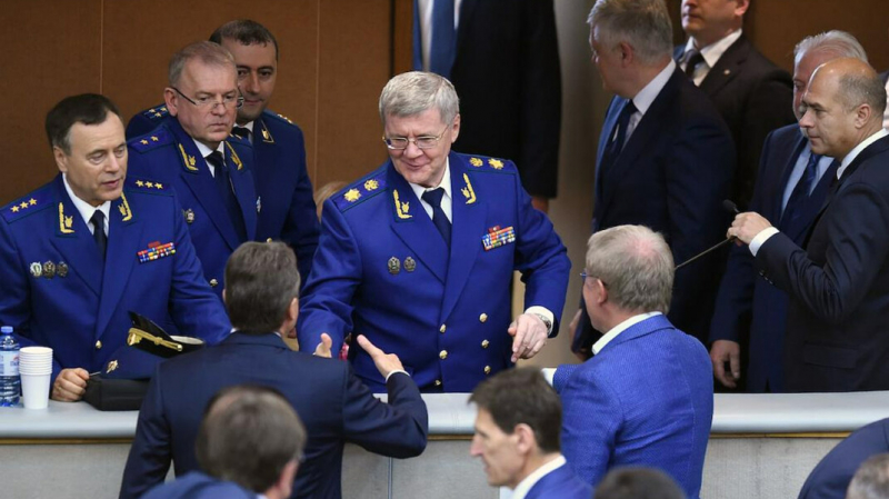 Путин наградил экс-генпрокурора Чайку орденом «За заслуги перед Отечеством» первой степени