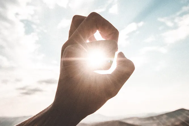 Скоро лето: что такое UVA и UVB лучи