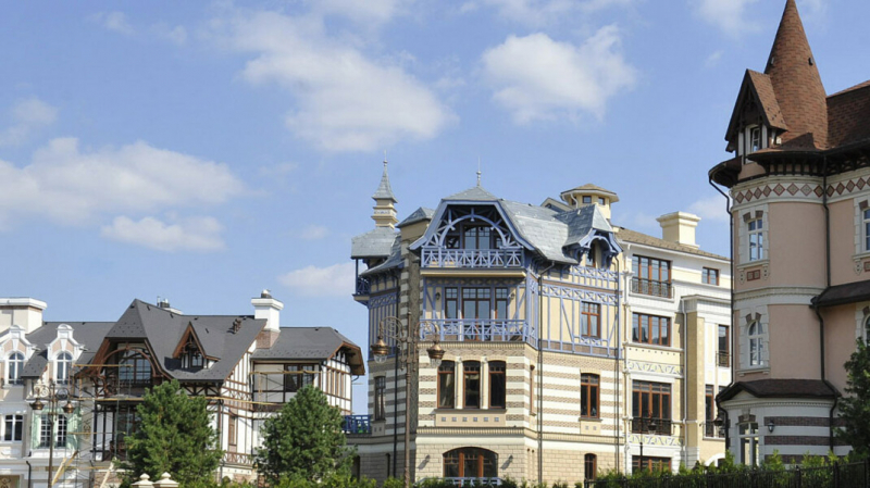 У семьи помощника Путина помимо активов на сотни миллионов долларов нашли ещё несколько элитных особняков