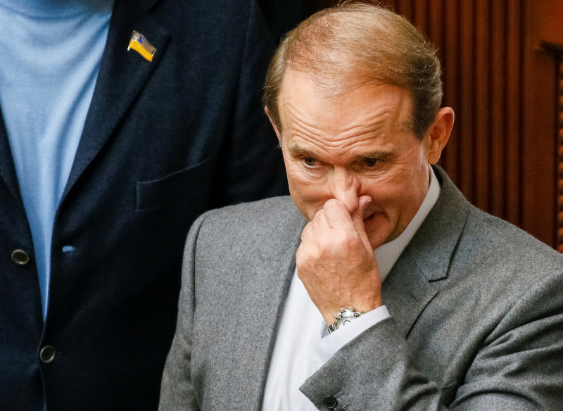 Украинские власти заподозрили в госизмене кума Путина Виктора Медведчука. Почему возникло это дело?