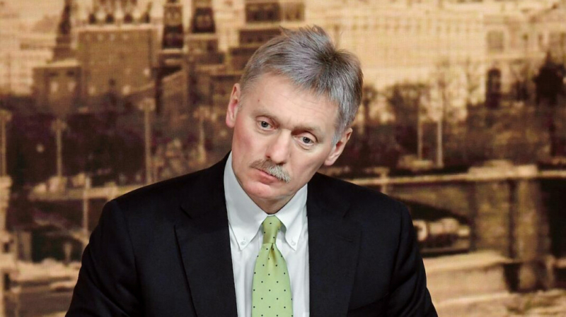 «В Кремле нет подразделения, которое занимается спортивным питанием». Песков — о повышении Петрова и Боширова