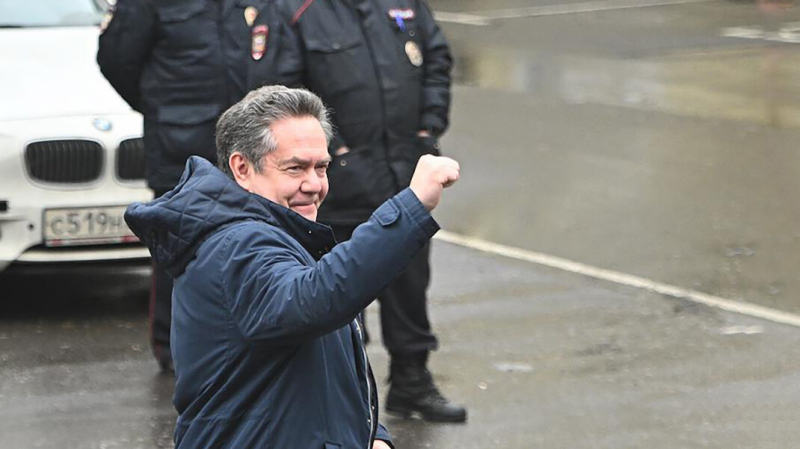 Выступавшему на госканалах левому политику Платошкину дали условный срок по делу о беспорядках