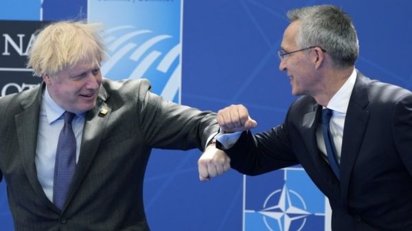 "Прекратите клеветать на Китай": Пекин возмущен заявлением лидеров G7