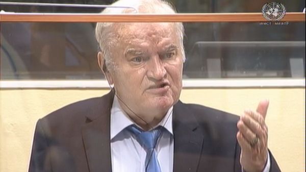 "Жертва НАТО и Ватикана". Что Ратко Младич сказал в свою защиту на слушаниях по апелляции в Гааге