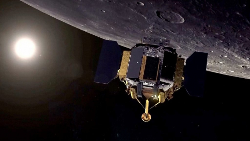 Китайский космический зонд успешно сел на обратной стороне Луны