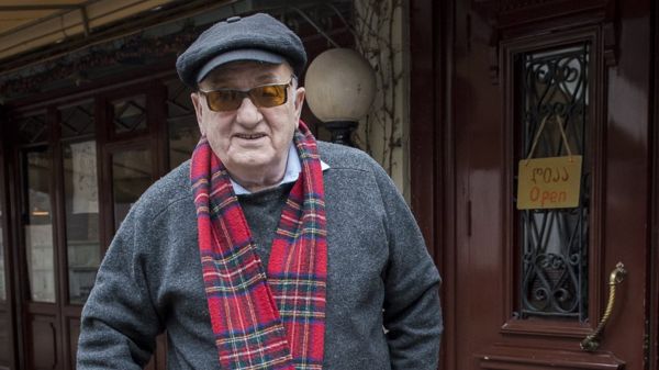 "Гений, полный любви!" В Грузии прощаются с художником и режиссером Резо Габриадзе