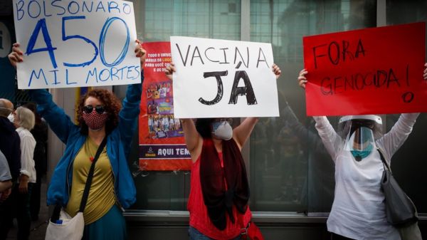 В бразильском городе вакцинировали большую часть населения. Смертность от ковида упала на 95%