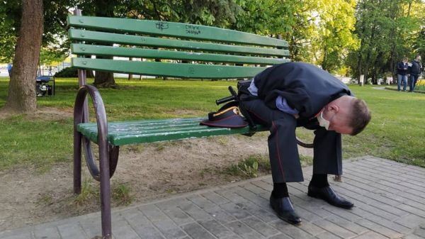 В Беларуси задержан популярный критик Лукашенко. Кто такой и откуда взялся?