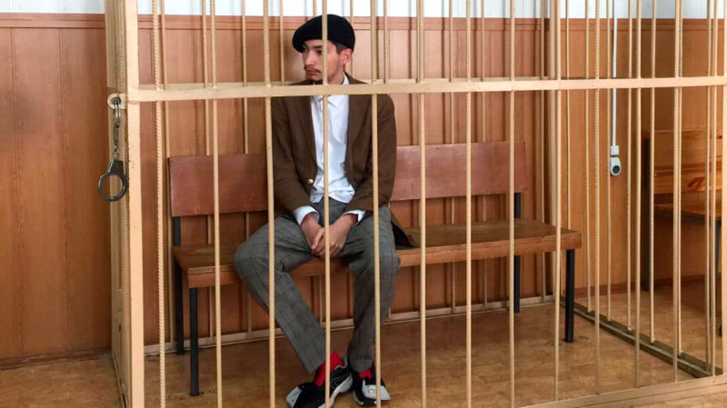 Акциониста Павла Крисевича, «выстрелившего» в себя на Красной площади, отправили под арест