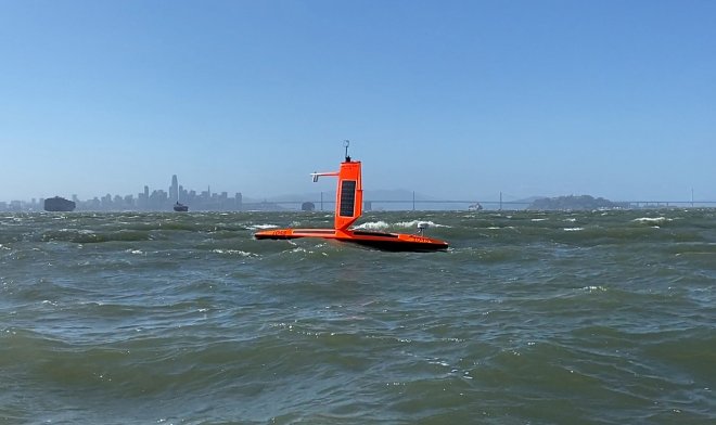 Автономные парусники Saildrone выходят на охоту за морскими ураганами