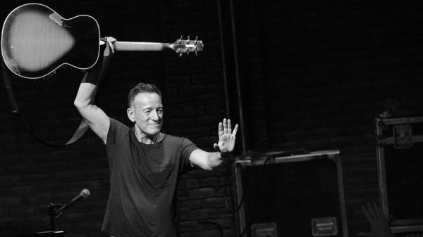 Дайджест: в Гааге объявят решение по апелляции Младича, в Перу кандидаты в президенты идут ноздря в ноздрю