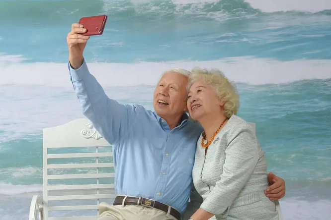 Что заставляет мозг стареть быстрее: 6 причин