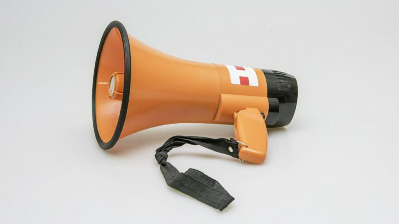 Десятки экспонатов с символикой Алексея Навального обнаружились в российских музеях