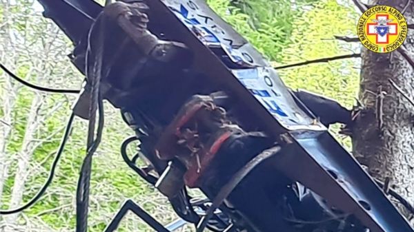 Трагедия на канатной дороге в Италии: эксперт утверждает, что в кабине не было тормоза несколько лет