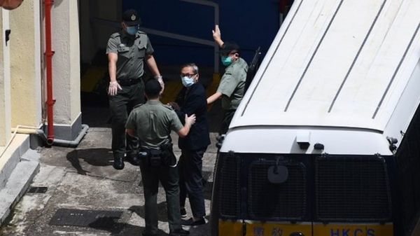 Разгром либеральной прессы Гонконга: газете Apple Daily грозит закрытие