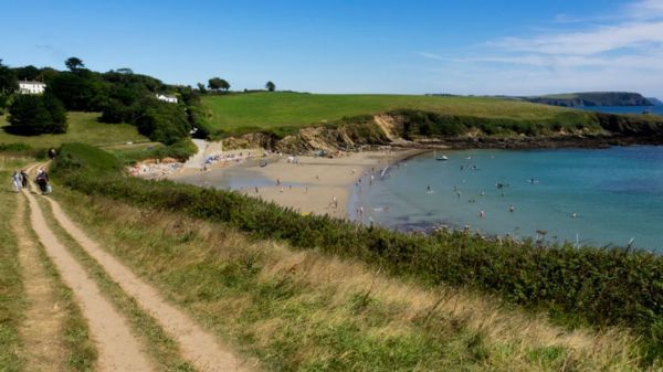 Дайджест: "Большая семерка" обещает 1 млрд доз вакцины от коронавируса для мира; открывается Евро-2020