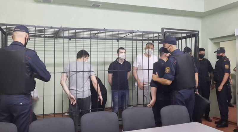 Фигурант "дела Тихановского" Попов попросил Путина лишить его гражданства России, которая "готова жертвовать своими гражданами" 