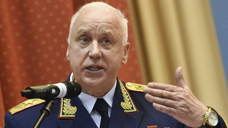 Глава СК потребовал «немедленно доложить», почему застреливший нарушителя полицейский был арестован