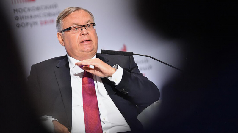 Глава ВТБ объяснил вмешательство силовиков в дела бизнеса действиям самих предпринимателей